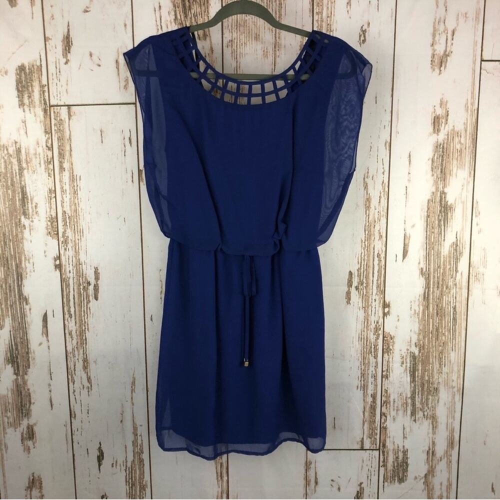 City Triangles Blue Dress, Size Medium. In excellent condition!